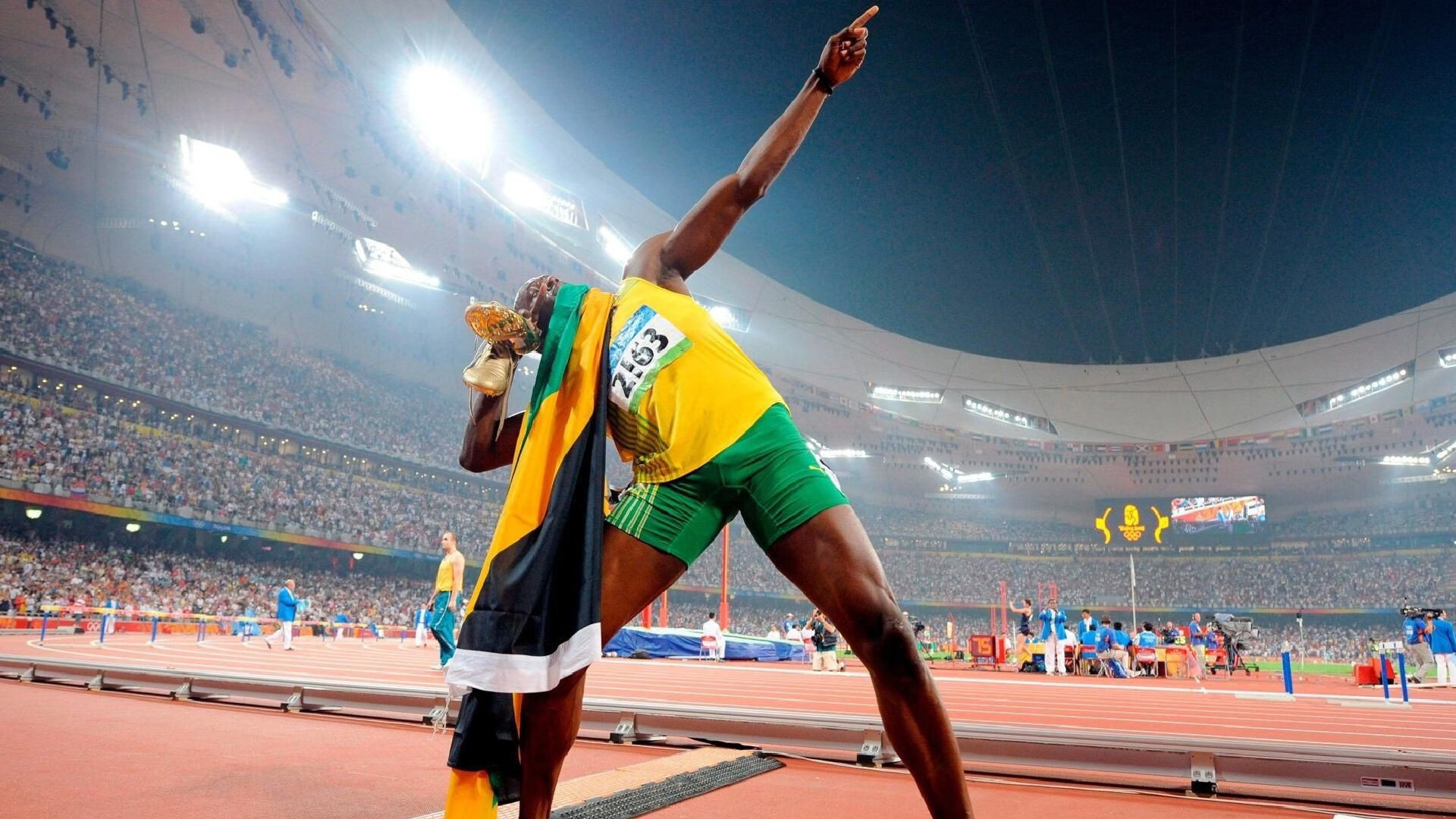 国足主帅谈年轻球员成长计划，国足年轻的球员